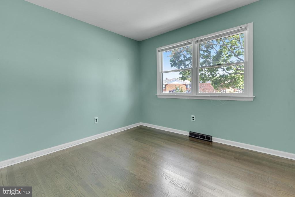 131 Clark Cir