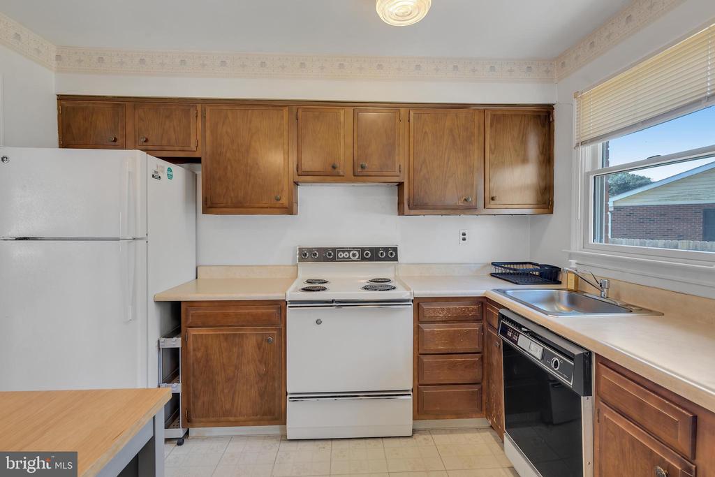 131 Clark Cir