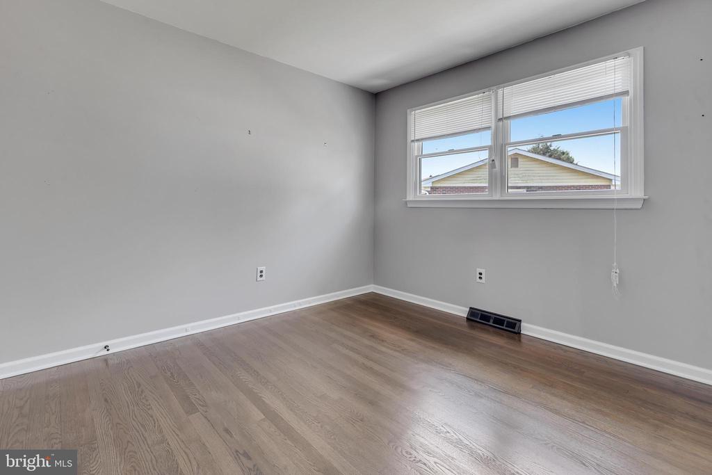 131 Clark Cir