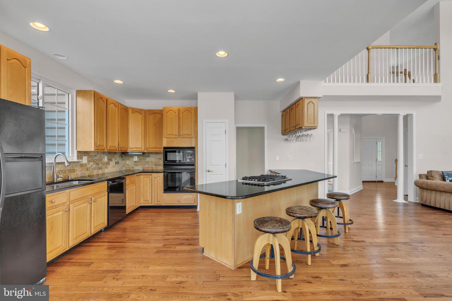 131 Westside Ln