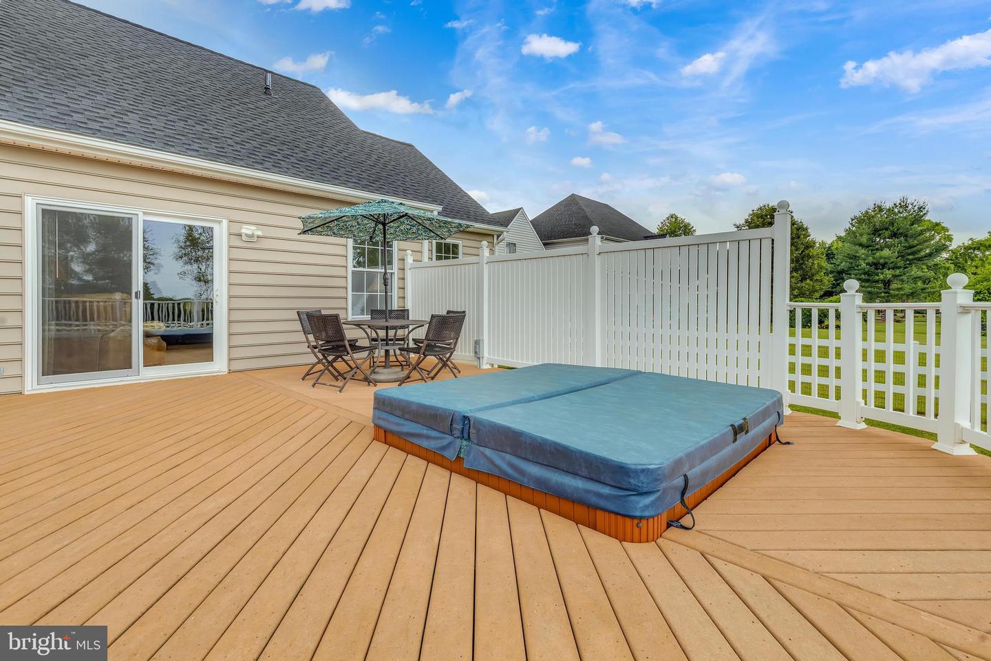 131 Westside Ln