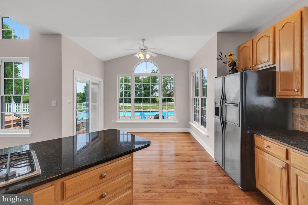 131 Westside Ln