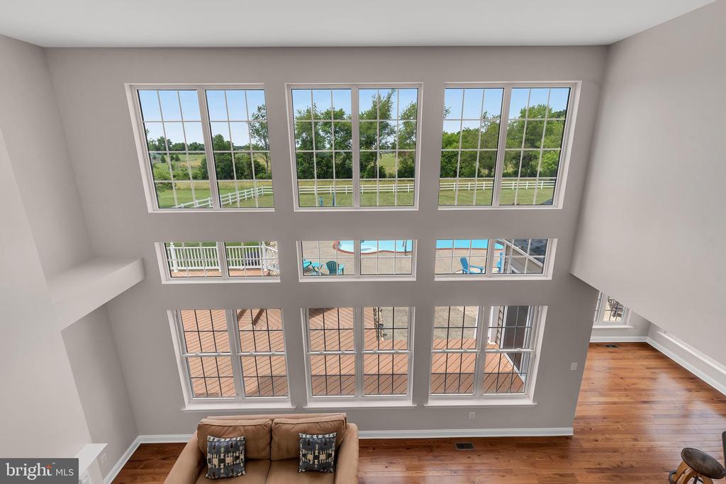 131 Westside Ln