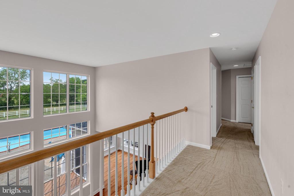 131 Westside Ln