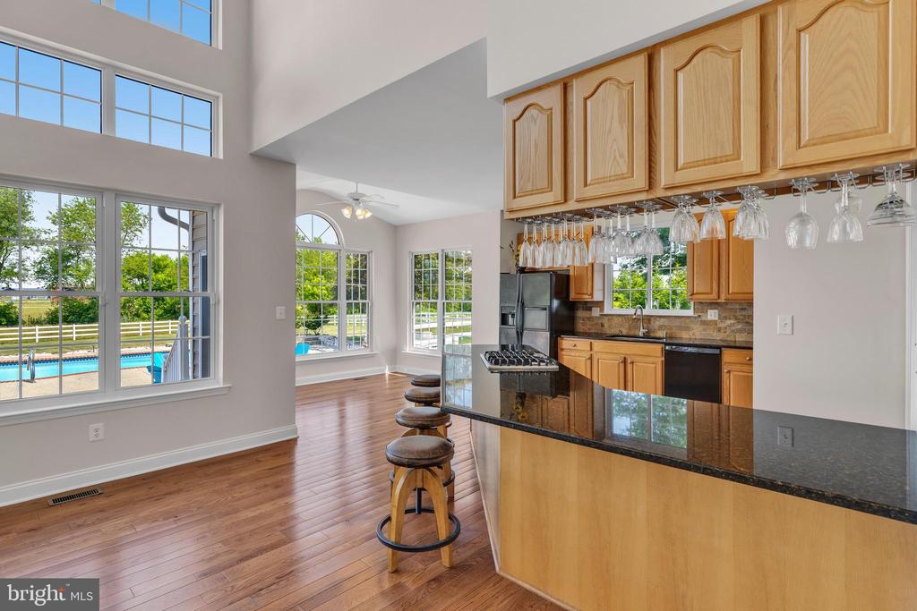 131 Westside Ln