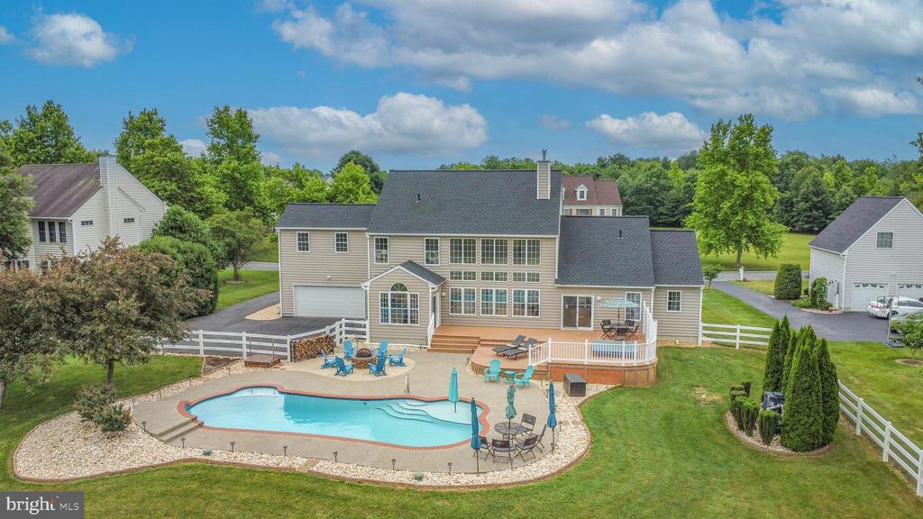 131 Westside Ln