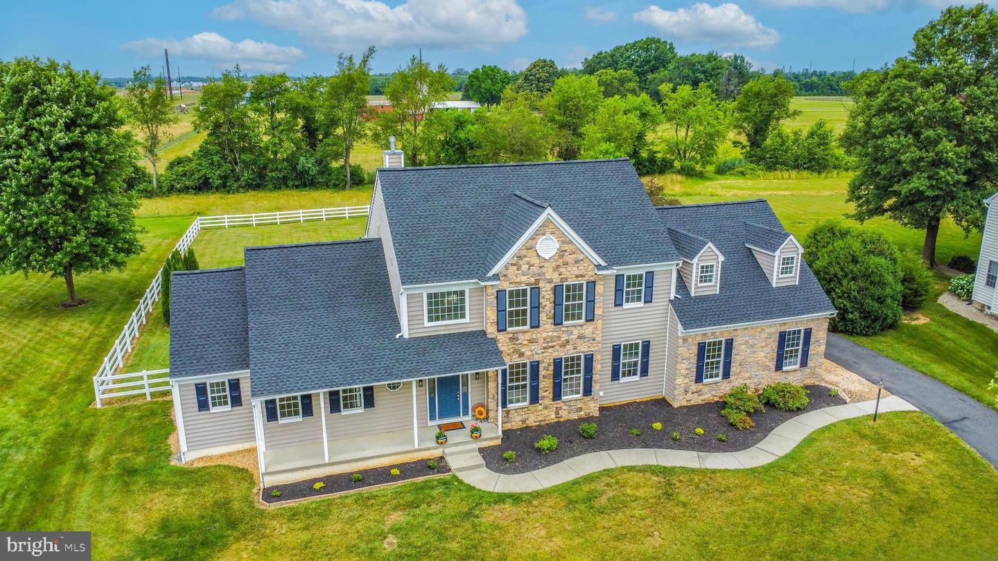 131 Westside Ln