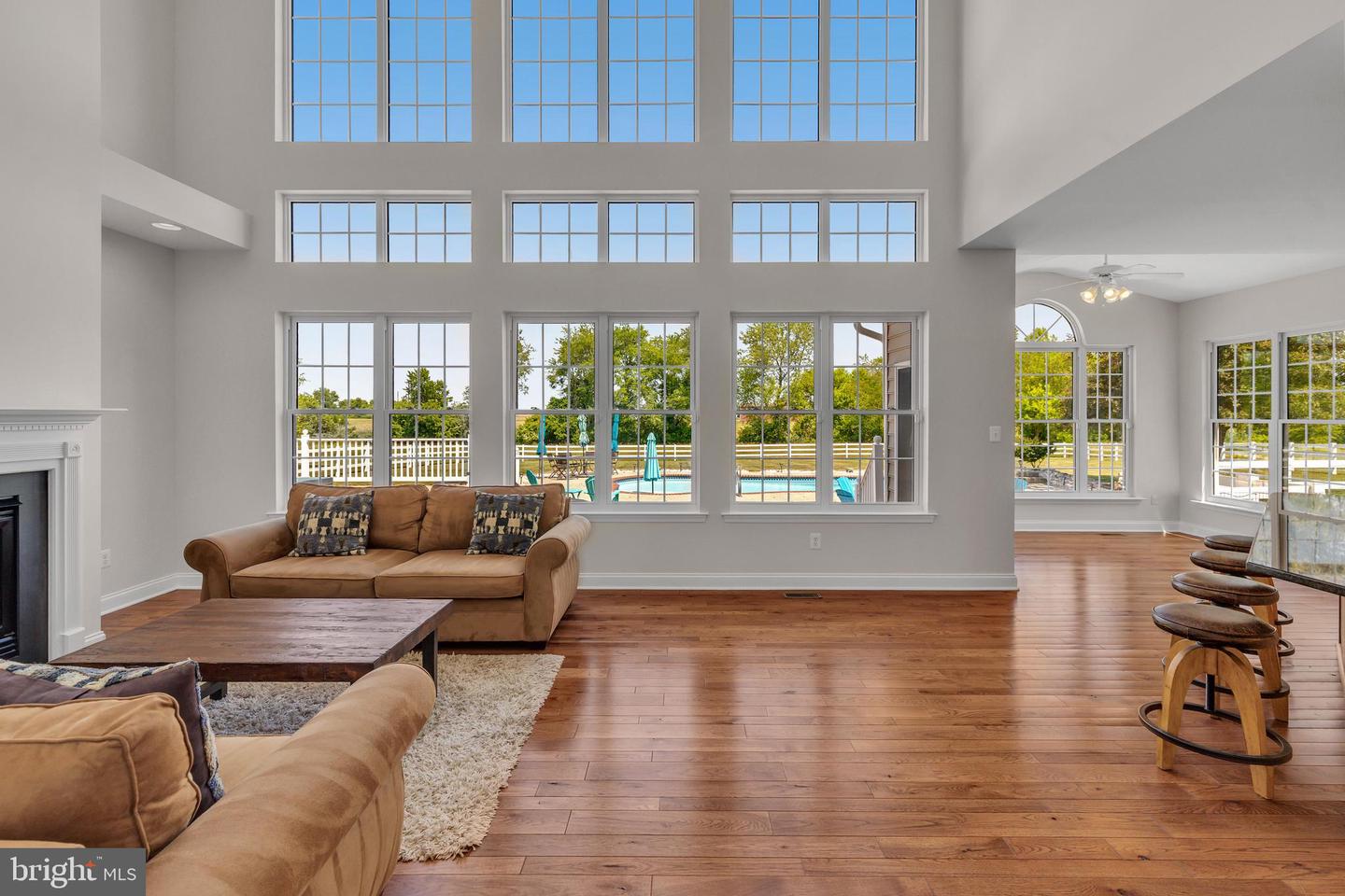 131 Westside Ln