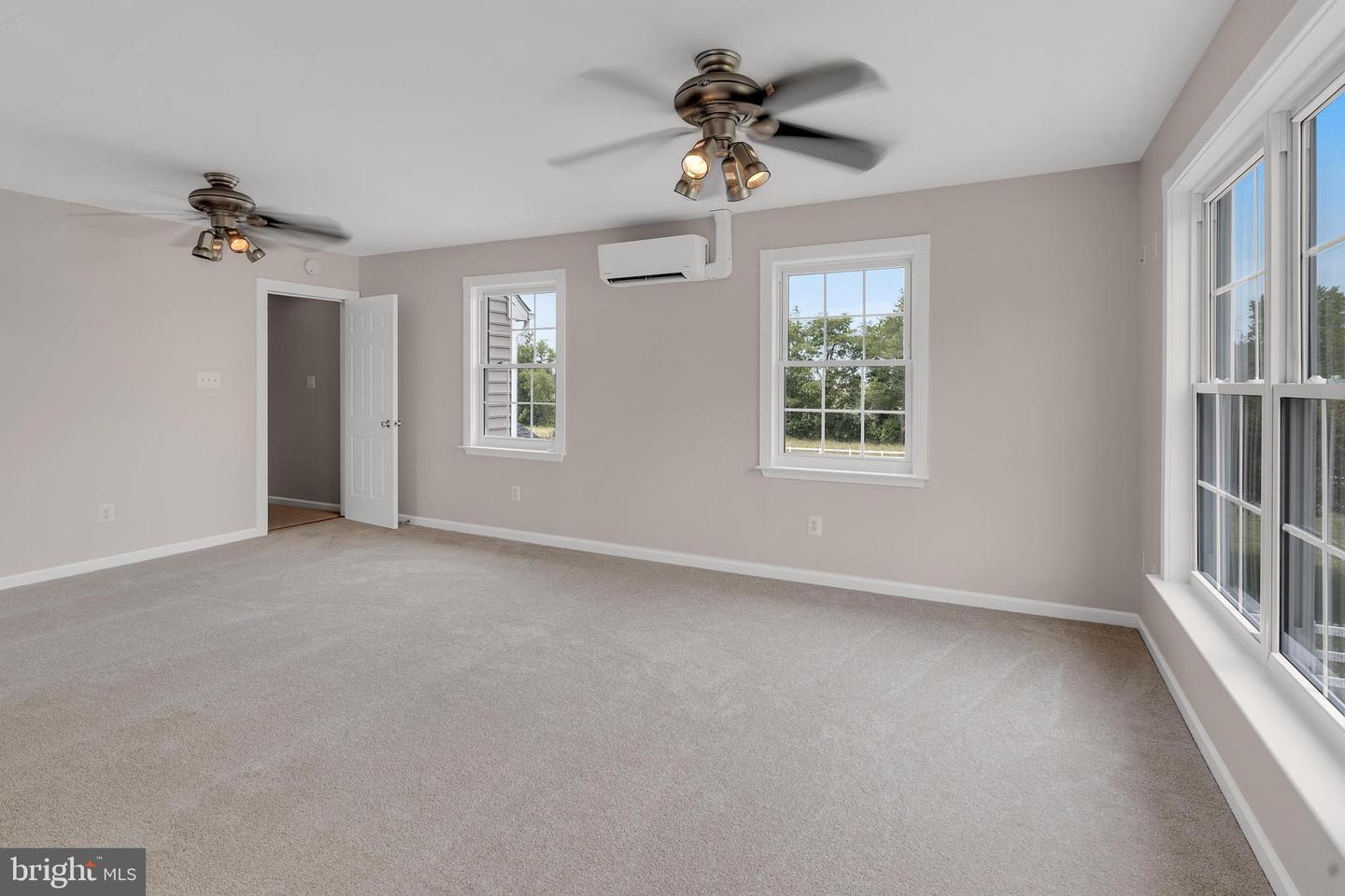 131 Westside Ln
