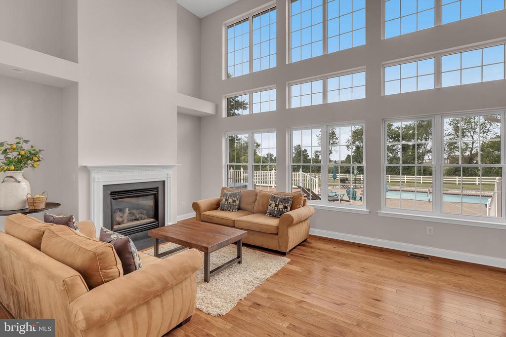 131 Westside Ln