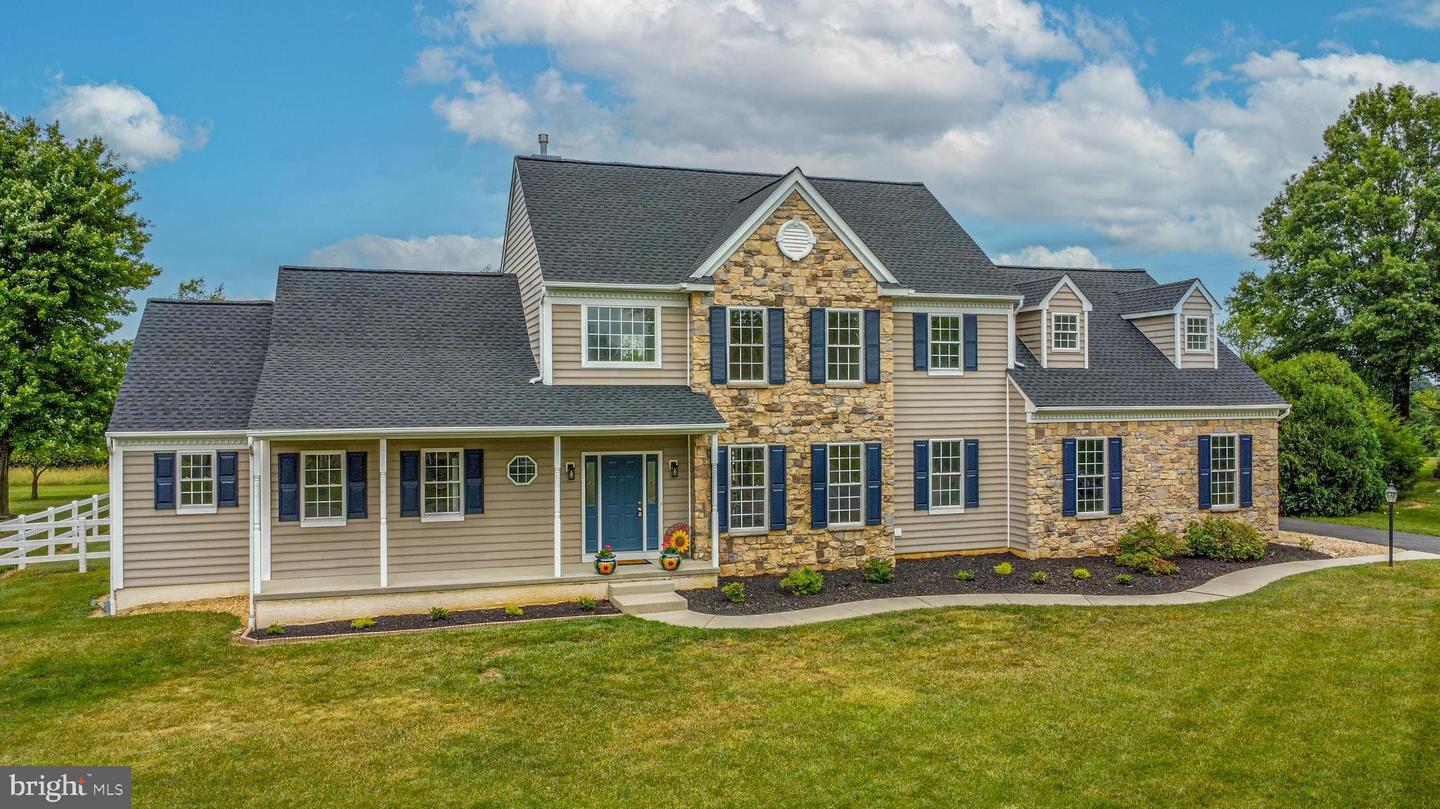 131 Westside Ln