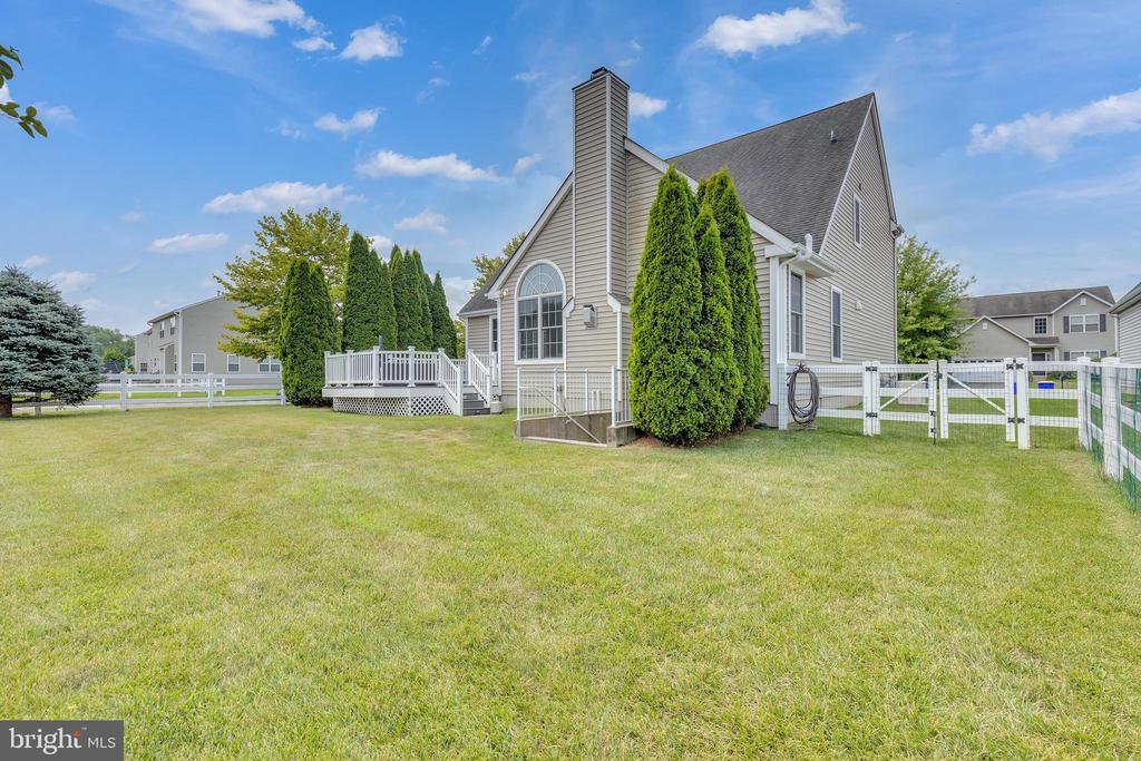 227 Ann Dr
