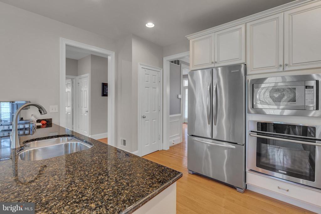 227 Ann Dr