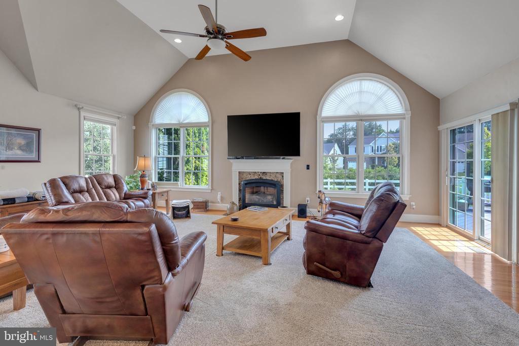227 Ann Dr