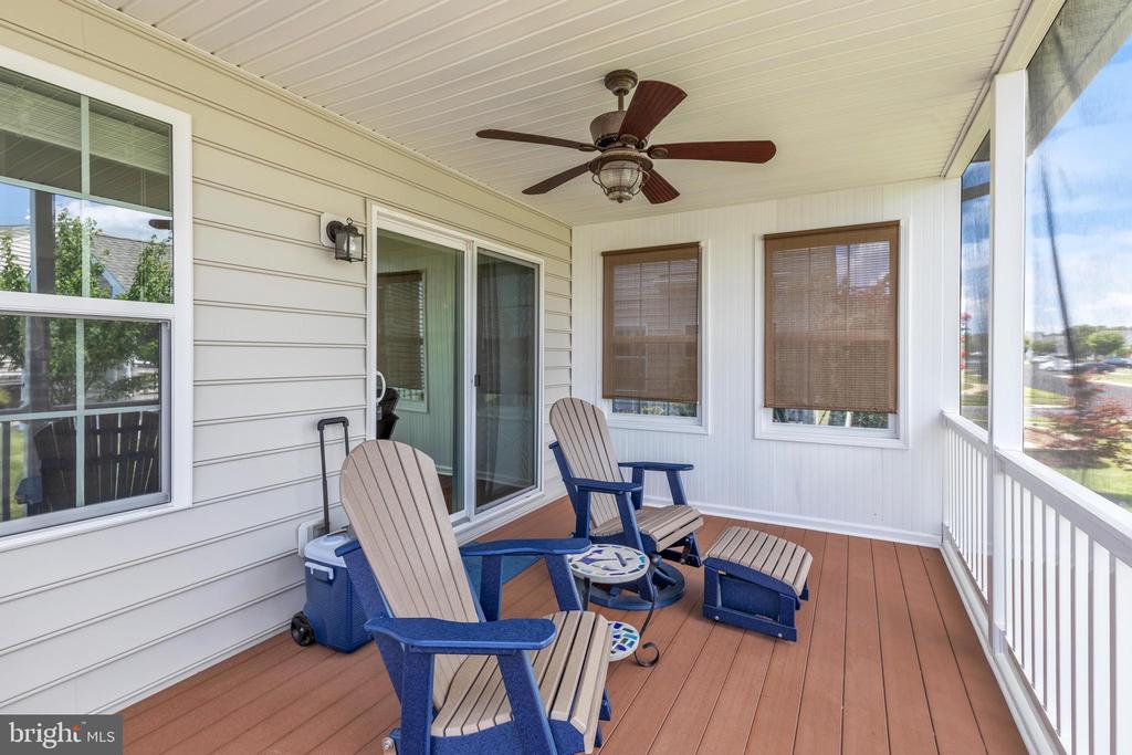 229 Glenshee Dr