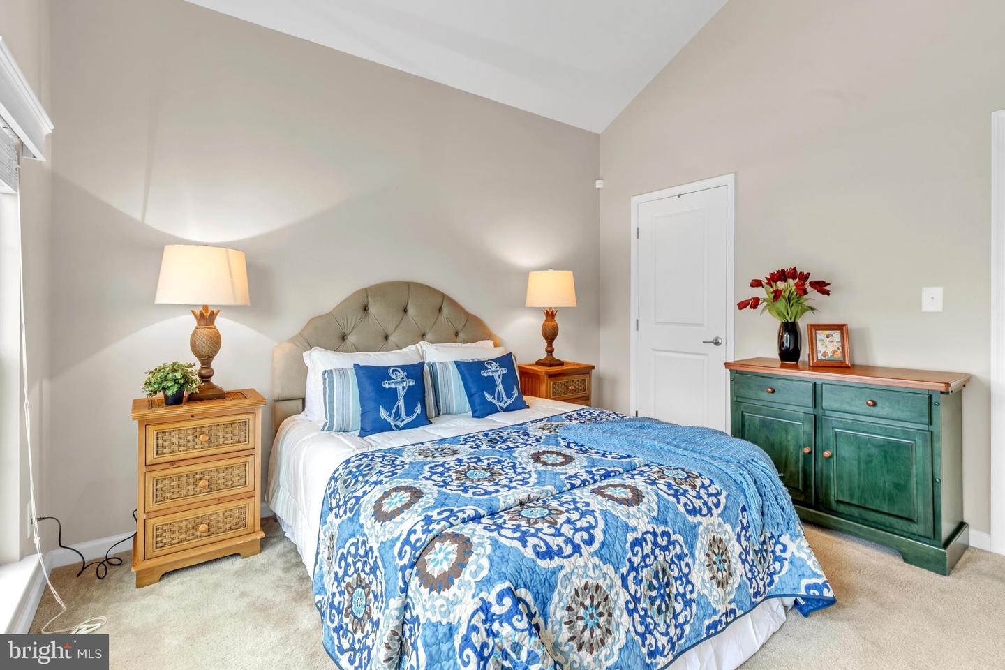 229 Glenshee Dr