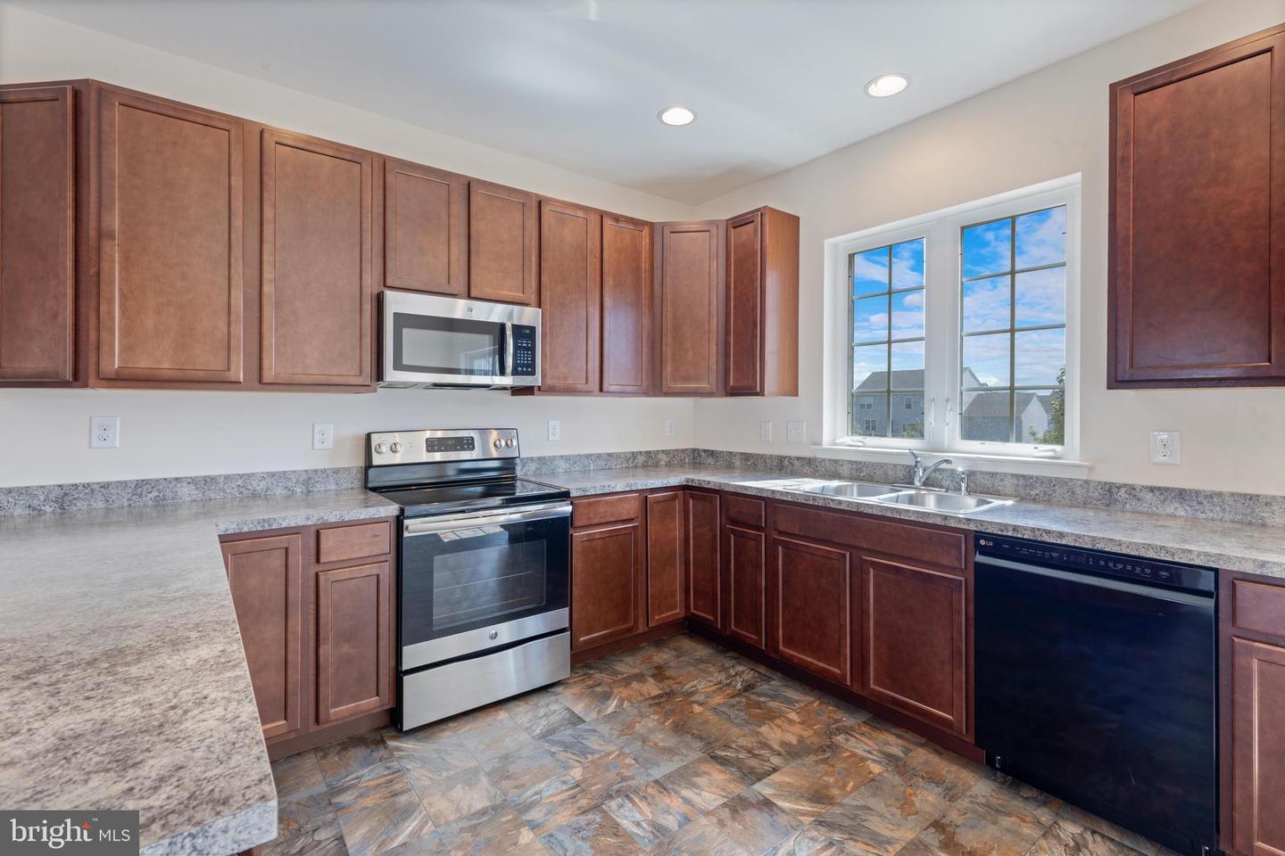 1306 Carrick Ct