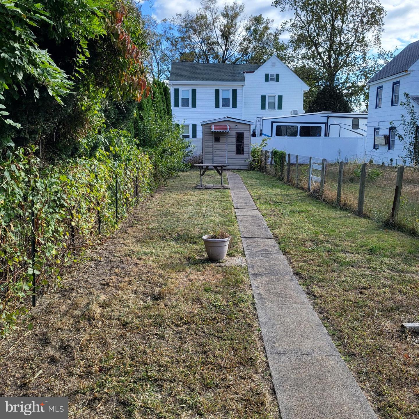 106 E Main St