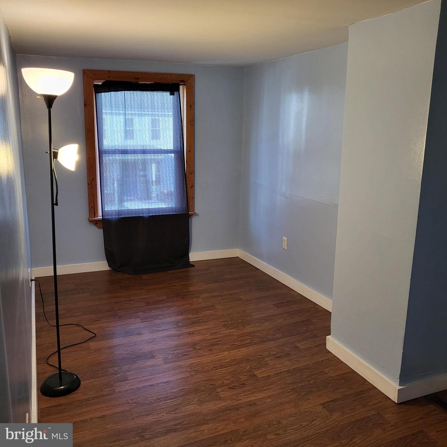 106 E Main St