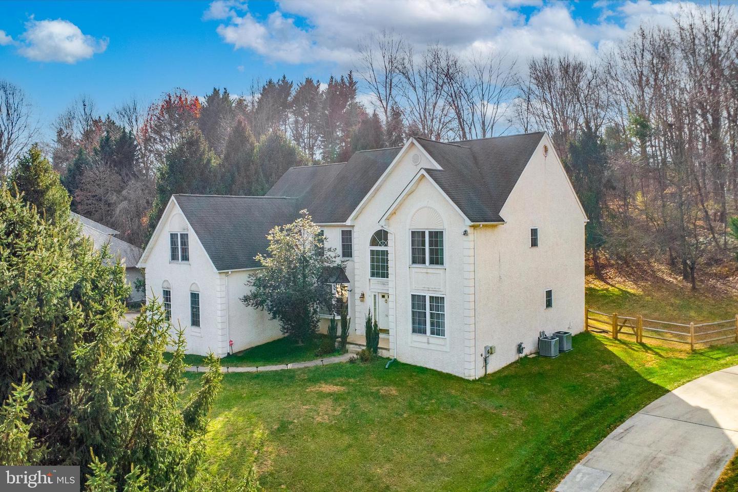 76 Hidden Valley Dr