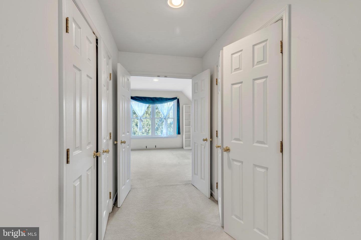 76 Hidden Valley Dr