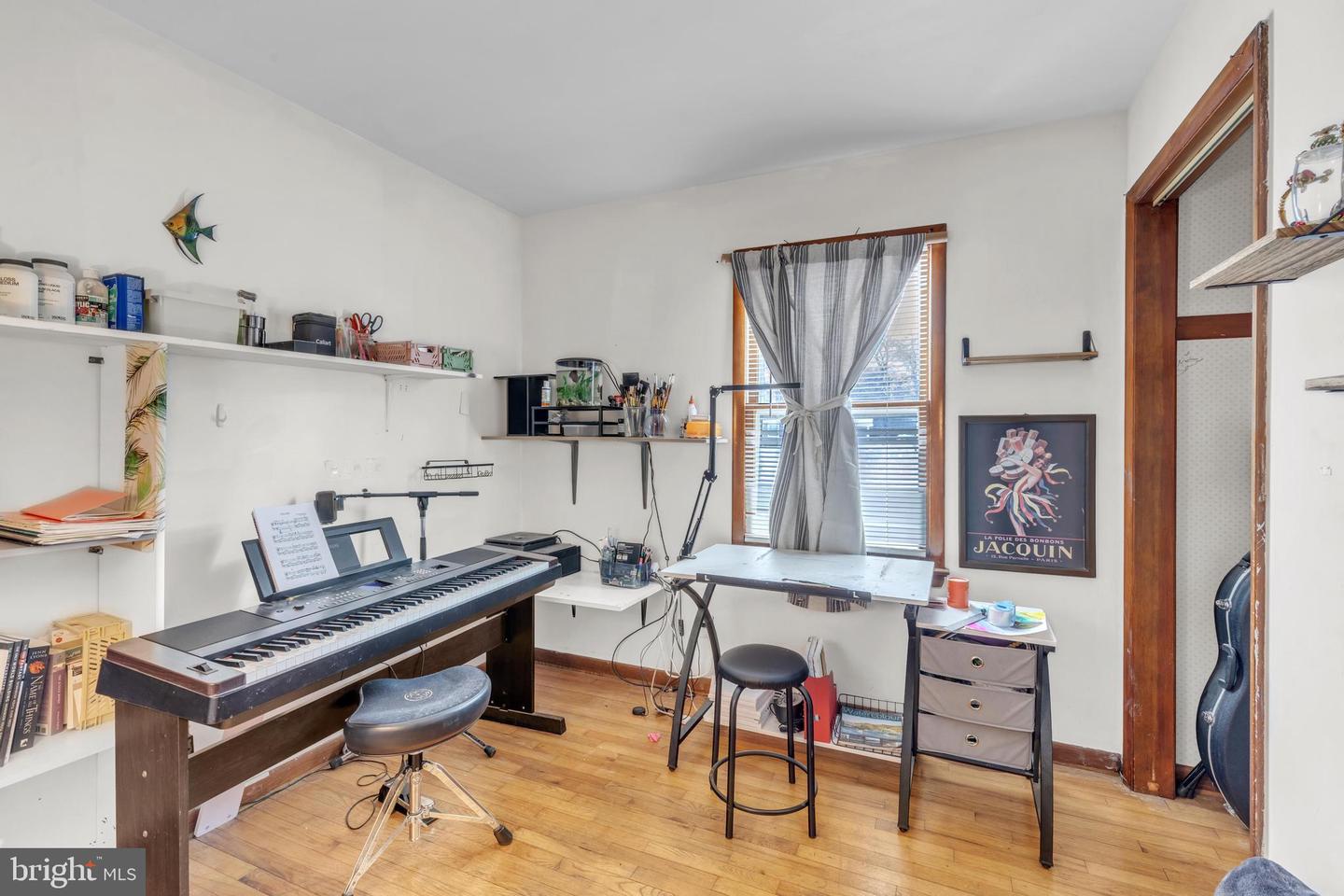 405 New St