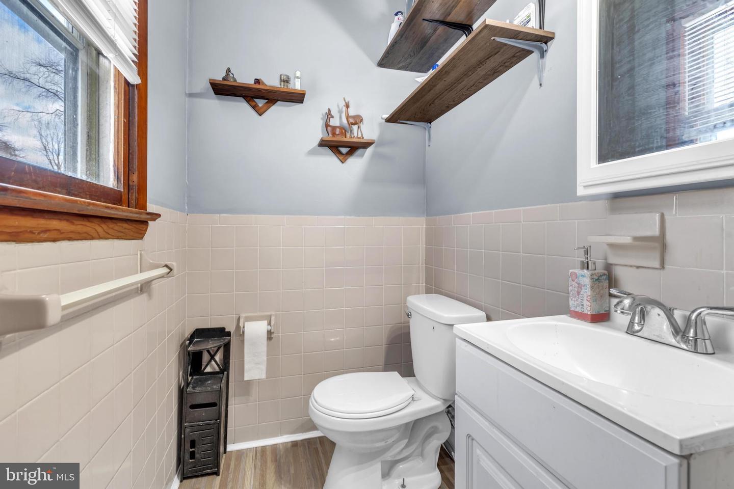 405 New St