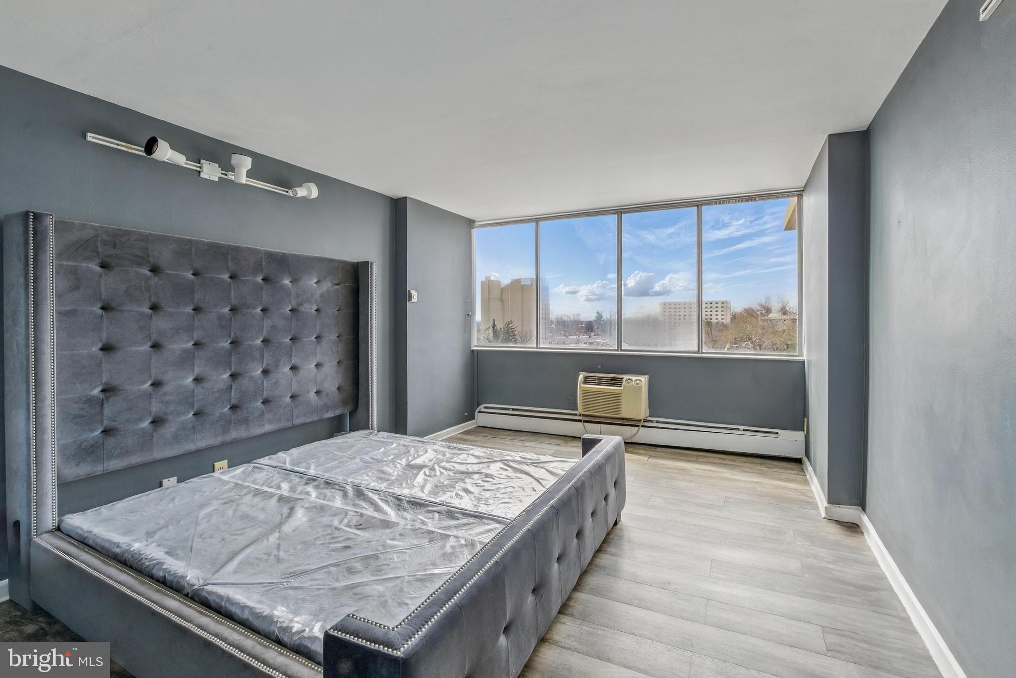 1401-Unit Pennsylvania Ave #906