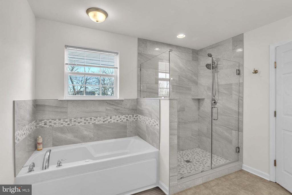 207 Serenity Ln