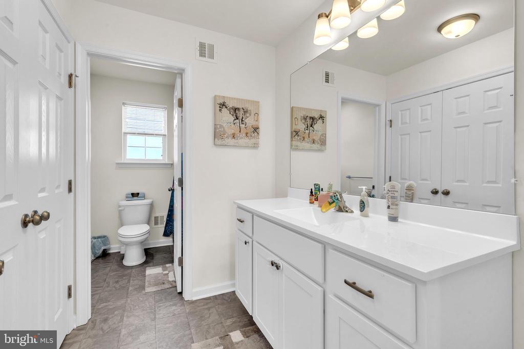 207 Serenity Ln