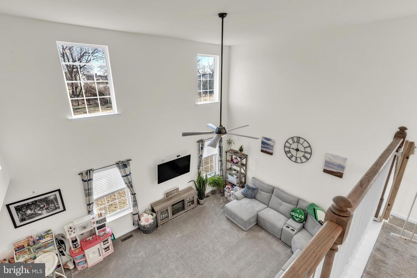 207 Serenity Ln