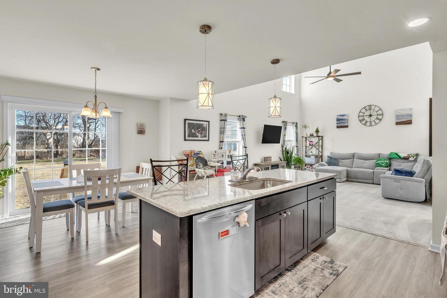 207 Serenity Ln
