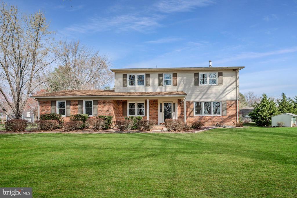 4 Phoenix Dr