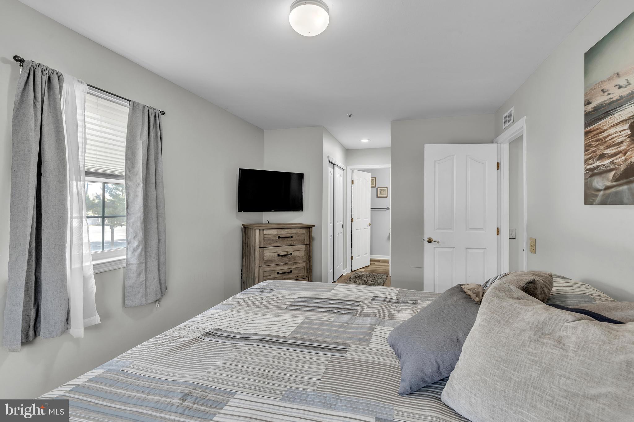 404 Waters Edge Dr #55