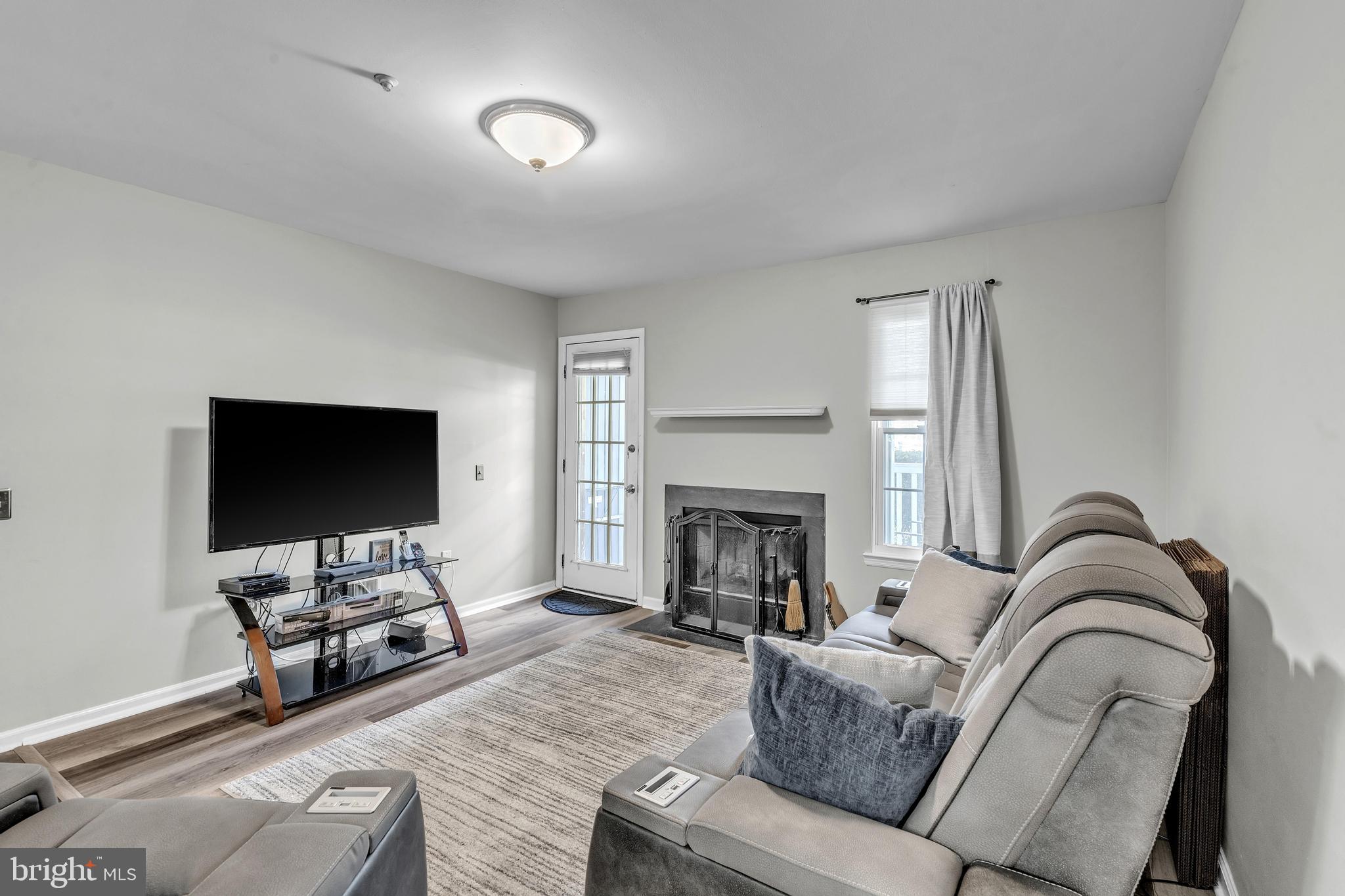 404 Waters Edge Dr #55