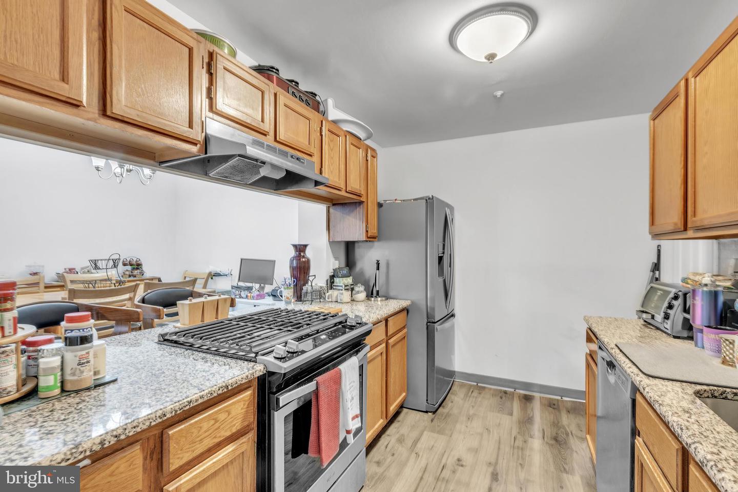209 Waters Edge Dr #20