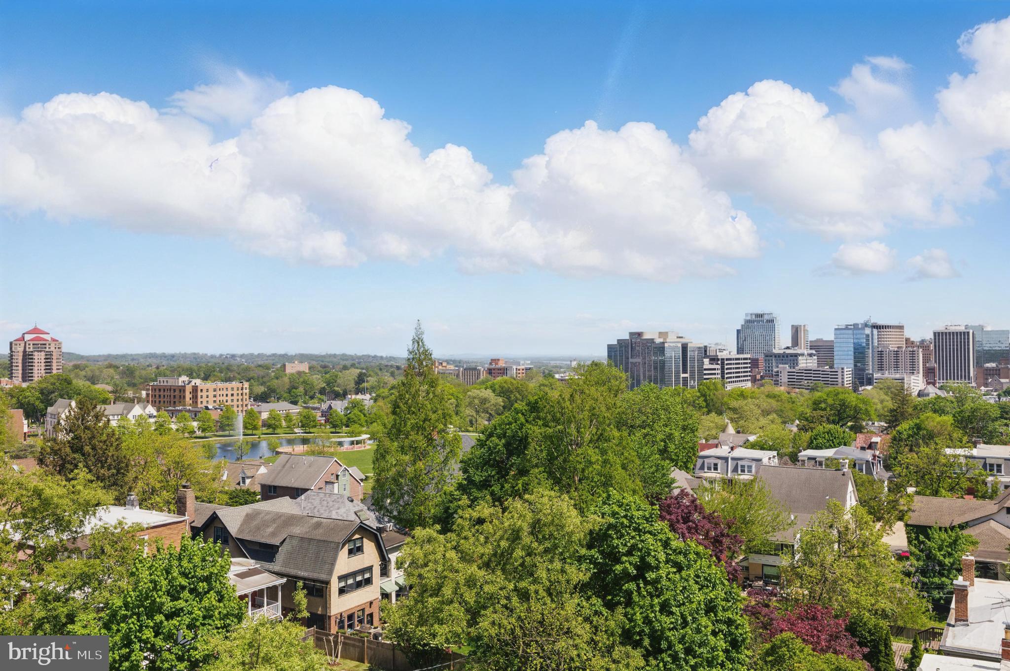 900-Unit N Broom St #23