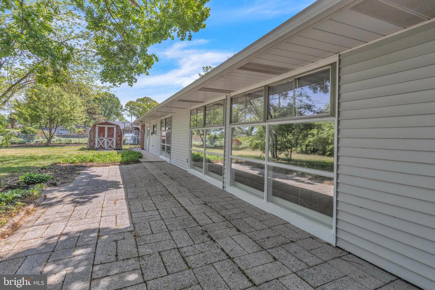 17 Kensington Ln