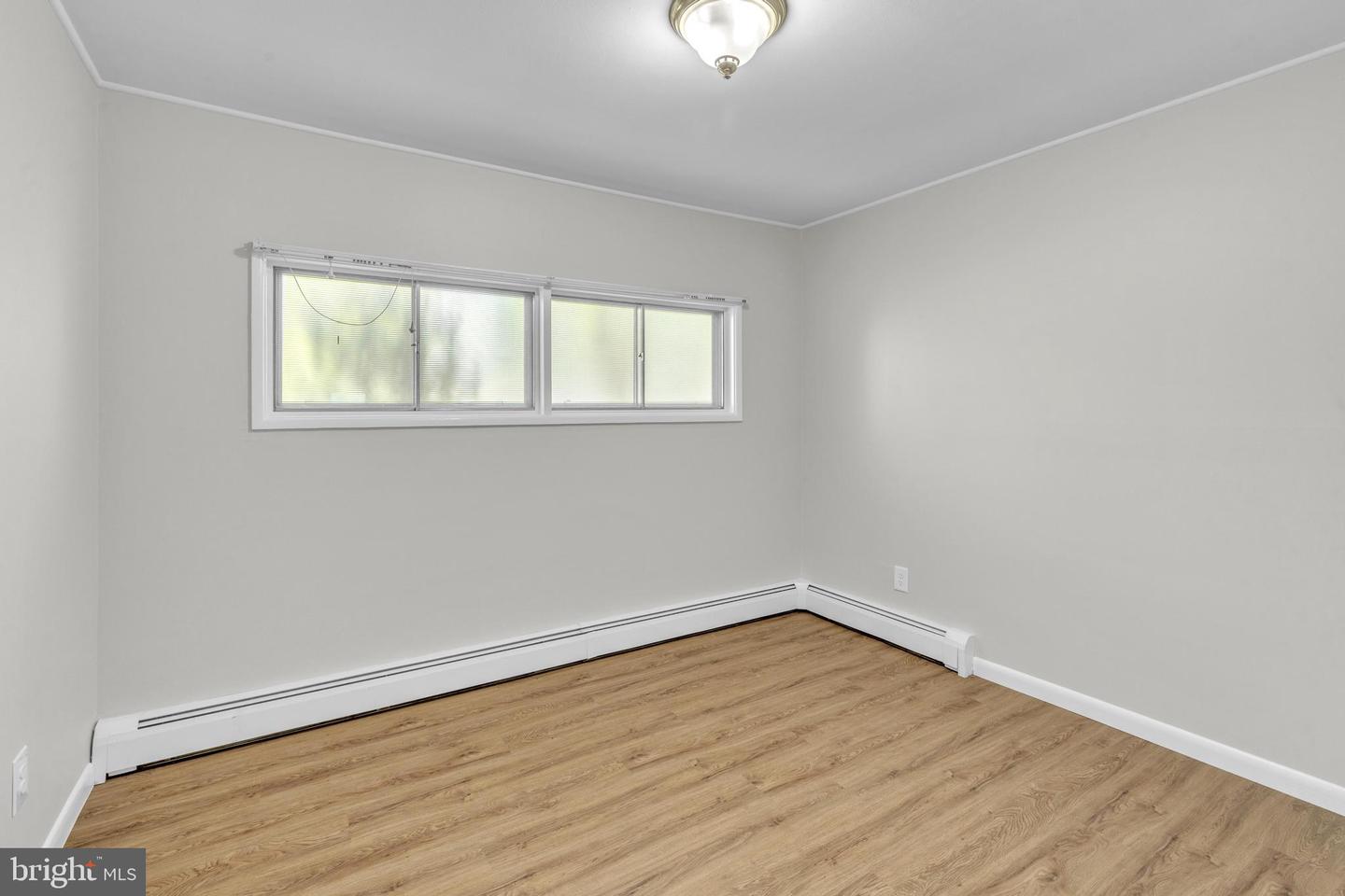 17 Kensington Ln
