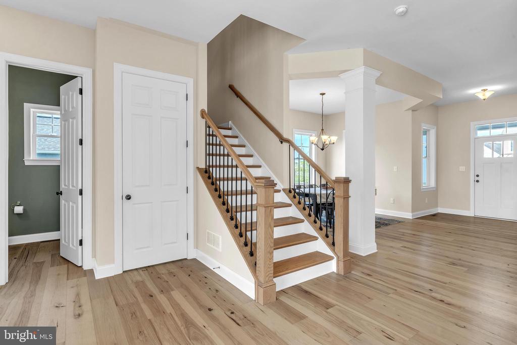 340 Ellenwood Dr