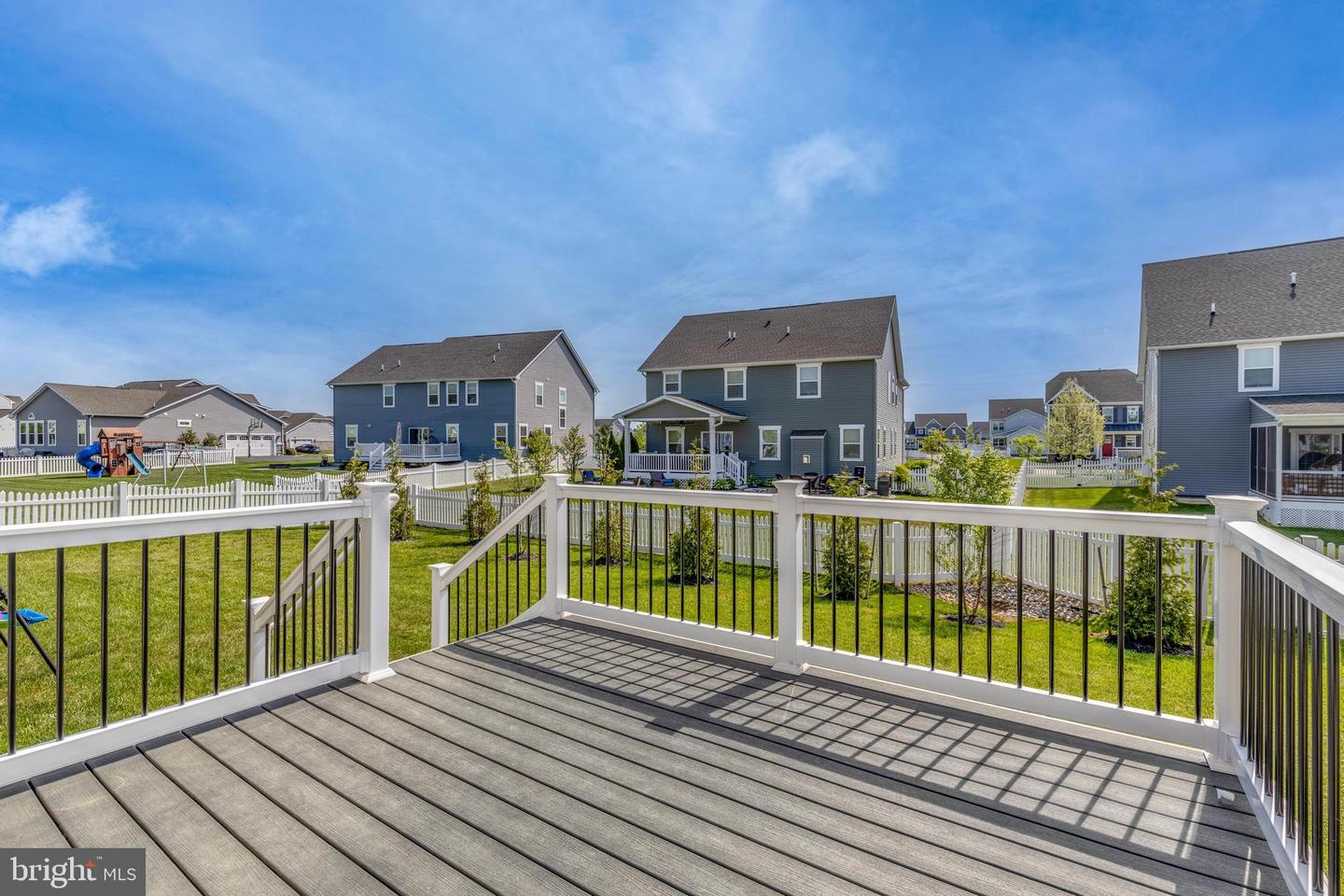 340 Ellenwood Dr
