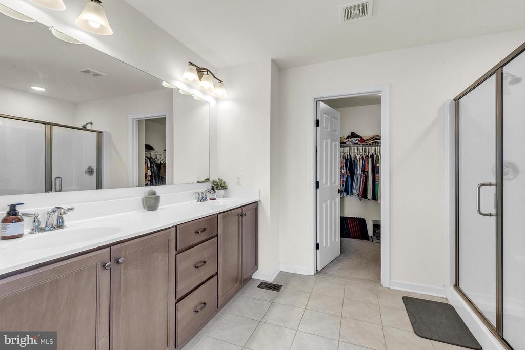 340 Ellenwood Dr