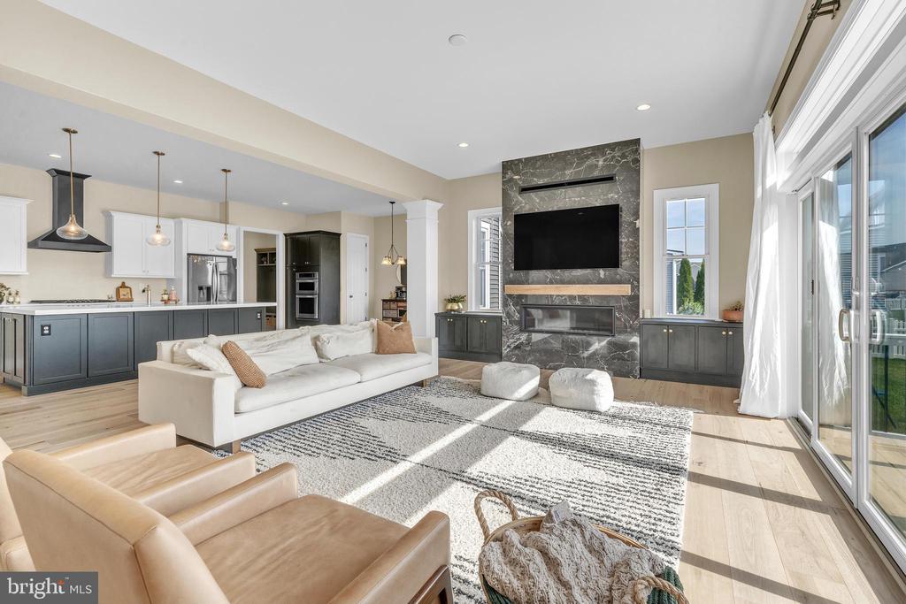 340 Ellenwood Dr