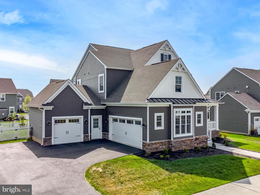 340 Ellenwood Dr