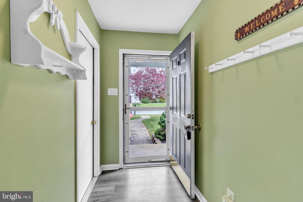 5 Patricia Cir