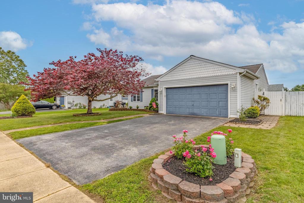 5 Patricia Cir