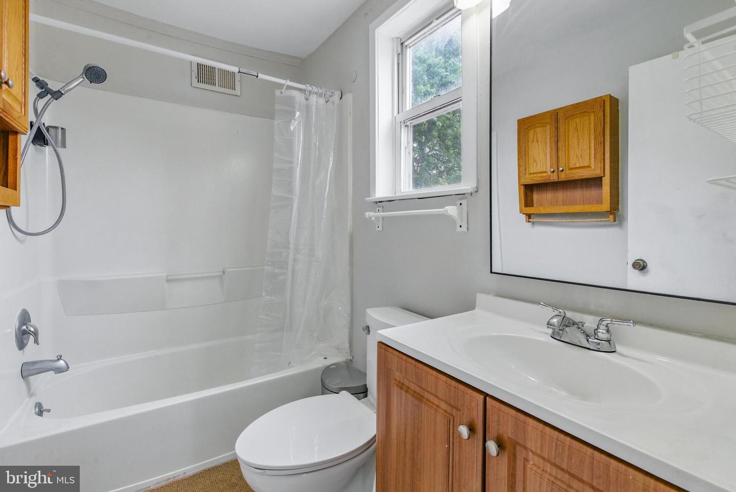 19 Melanie Dr