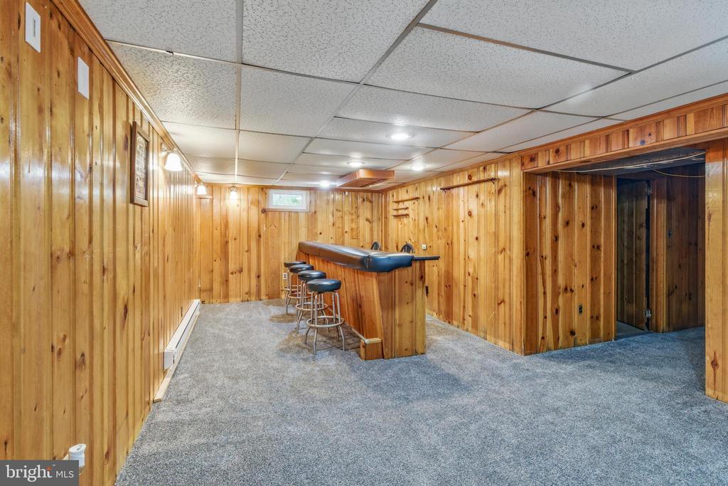 19 Melanie Dr