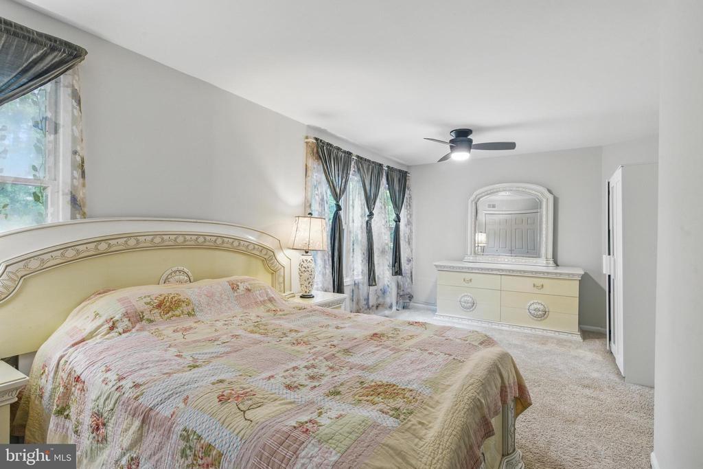 19 Melanie Dr
