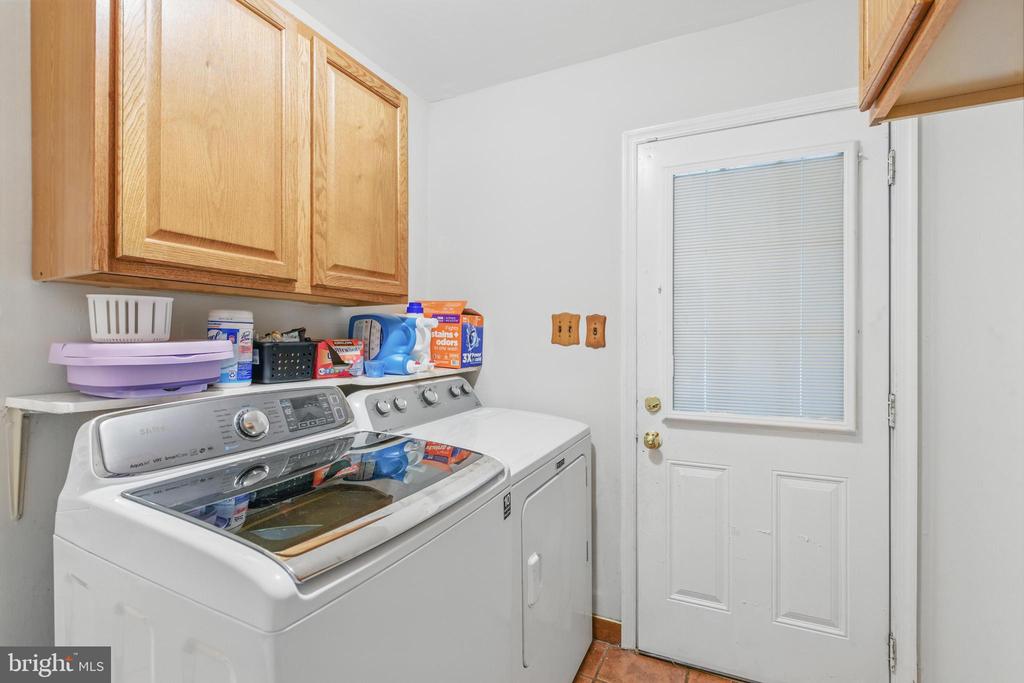 19 Melanie Dr